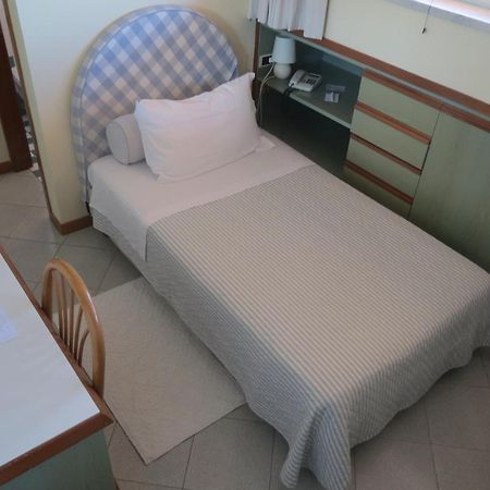 Hotel Eden Cinquale Dış mekan fotoğraf